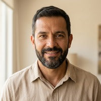 Álvaro P. · Cali · 52 años