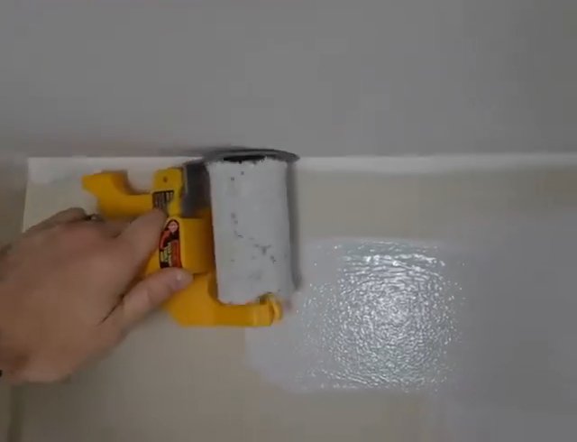 Borde del techo pintado sin cinta